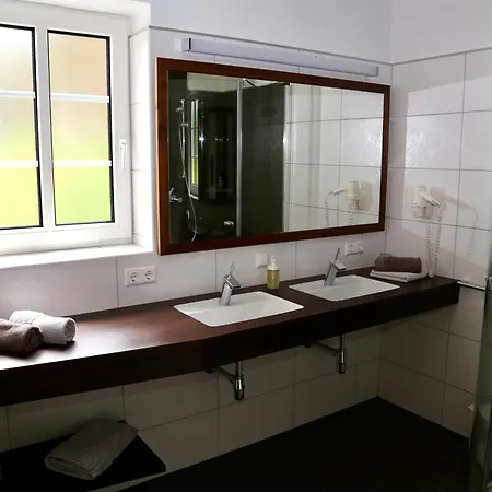 Appartements-strandschloessl Heitzmann * 塞博登